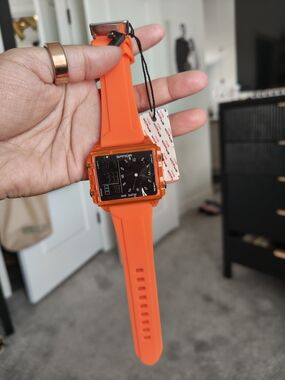 Orange Square Digital-Analog Sports Watch